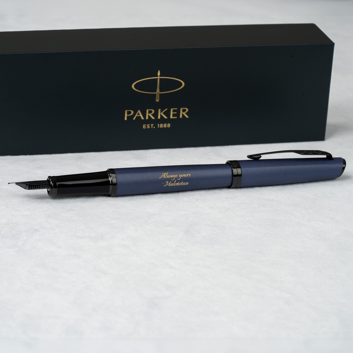 Pióro wieczne Parker Meridian Niebieskie BT (2247778) z personalizowanym grawerem „Always yours ~ Małżeństwo”.