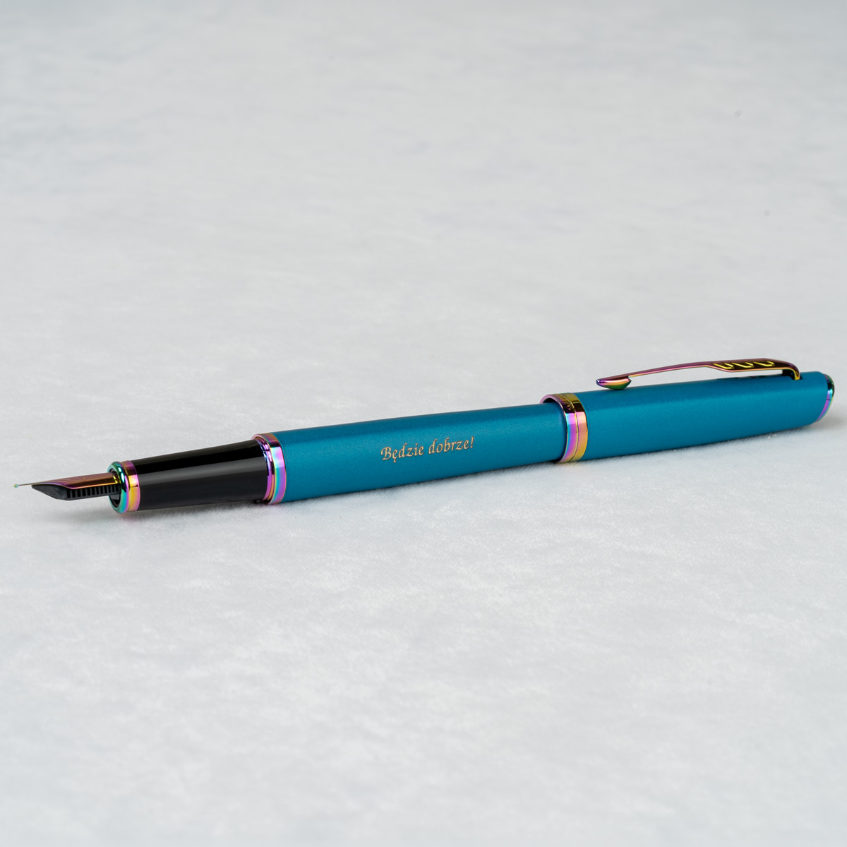 Pióro wieczne Parker Meridian Teal RBT (2247770) z personalizowanym grawerem „Będzie dobrze!”.